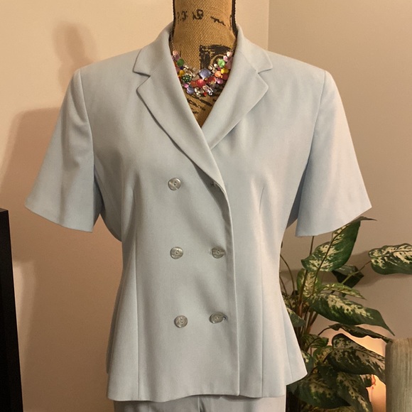 NWT Larry Levine Petite Womens 2pc. Double Breasted SS Suit, Sz. 12P, Light Blue - Picture 2 of 16